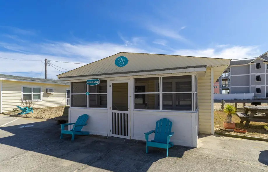 OC5 The Buccaneer's Cottage at Oceanside...