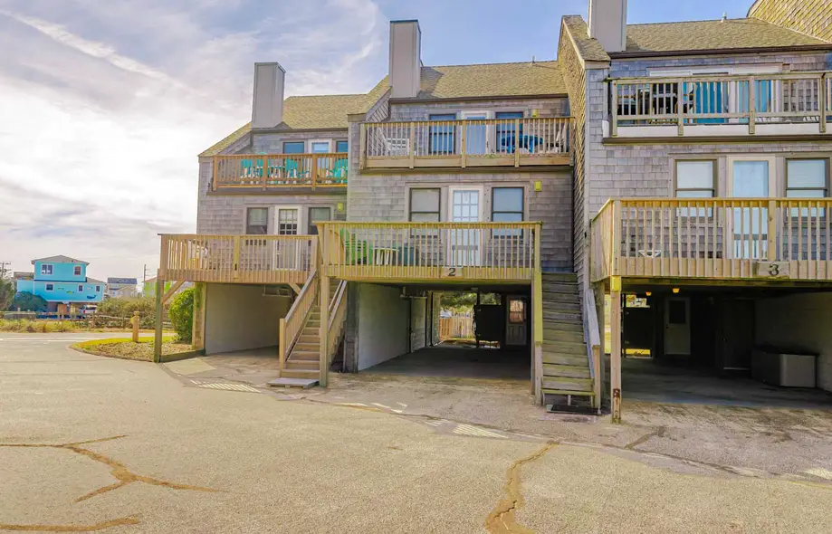 WS-2 | Casa Del Abuelos - Whispering San...